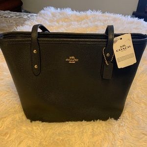 NWTs Authentic Coach Tote